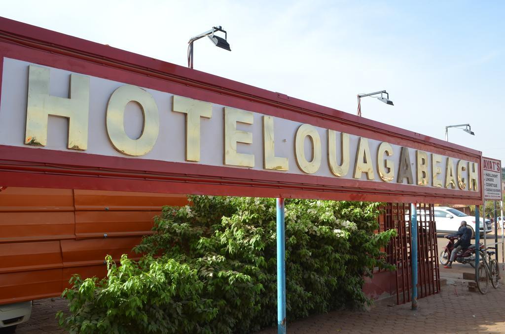 Ouaga Beach Hotel Ouagadougou Exterior photo