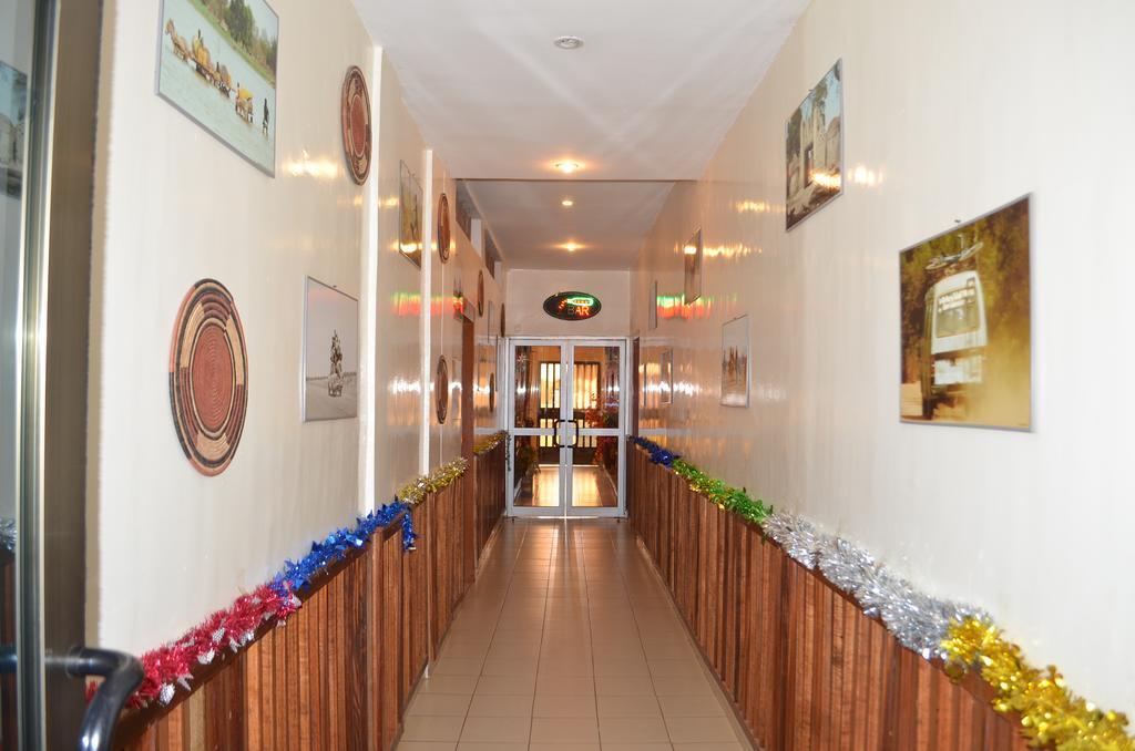 Ouaga Beach Hotel Ouagadougou Exterior photo